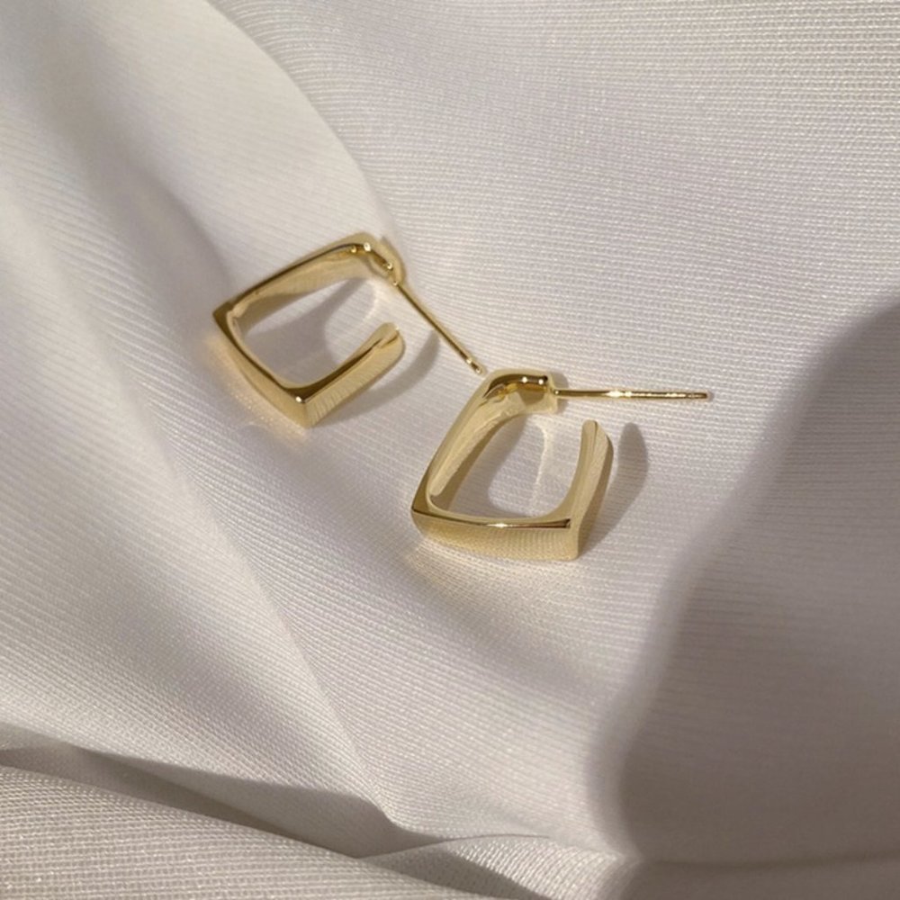 3/$25 New Gold Small Square Earrings - Picture 2 of 3